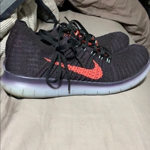 Men’s Nike free run fly knit 2016 size 10